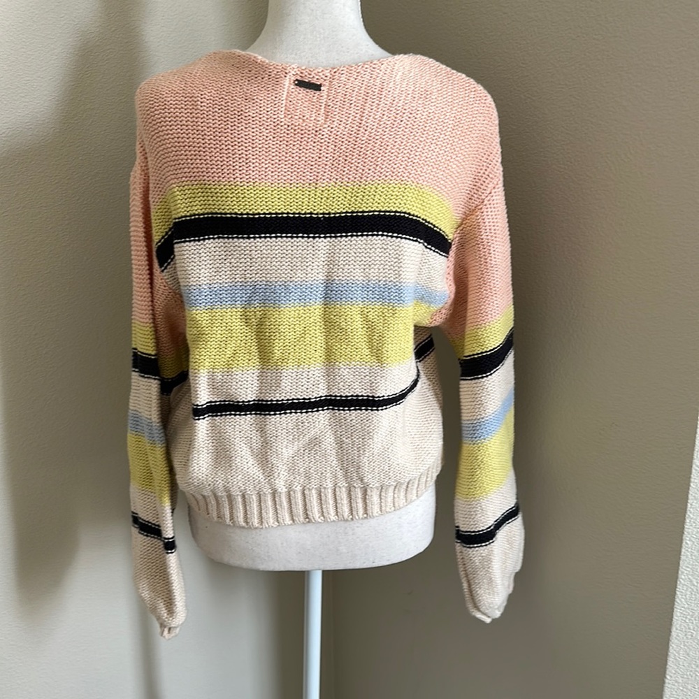 Billabong sweater